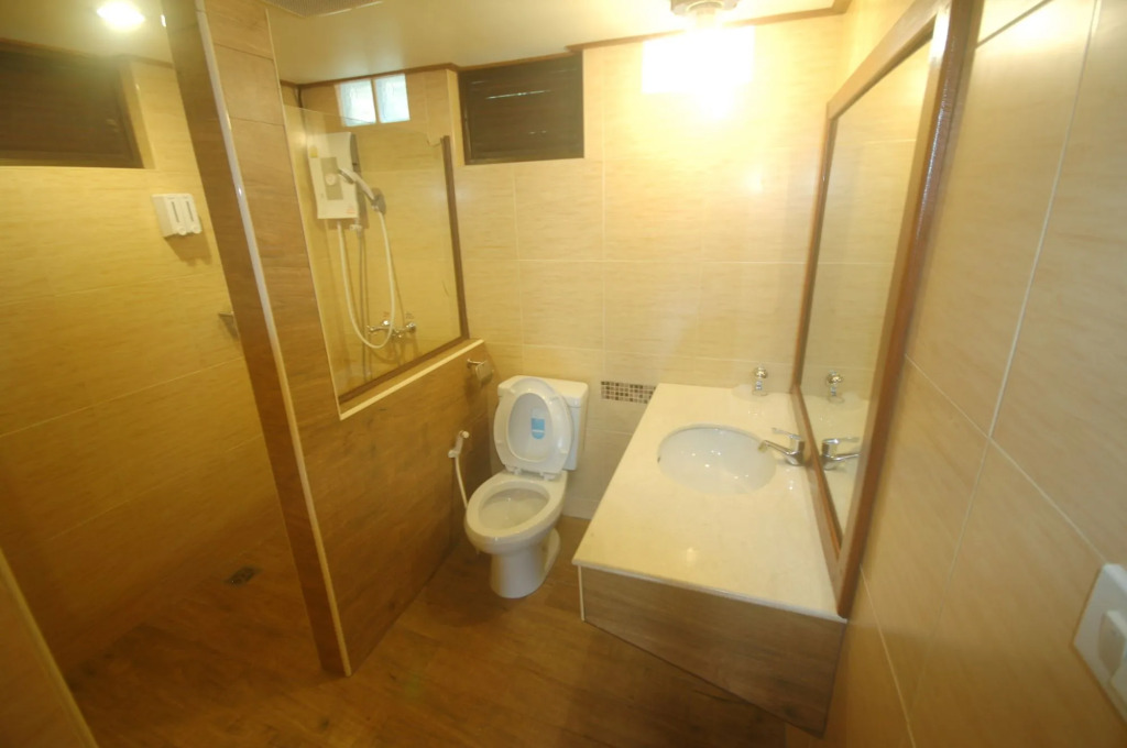 Nicslongstay Hotel
