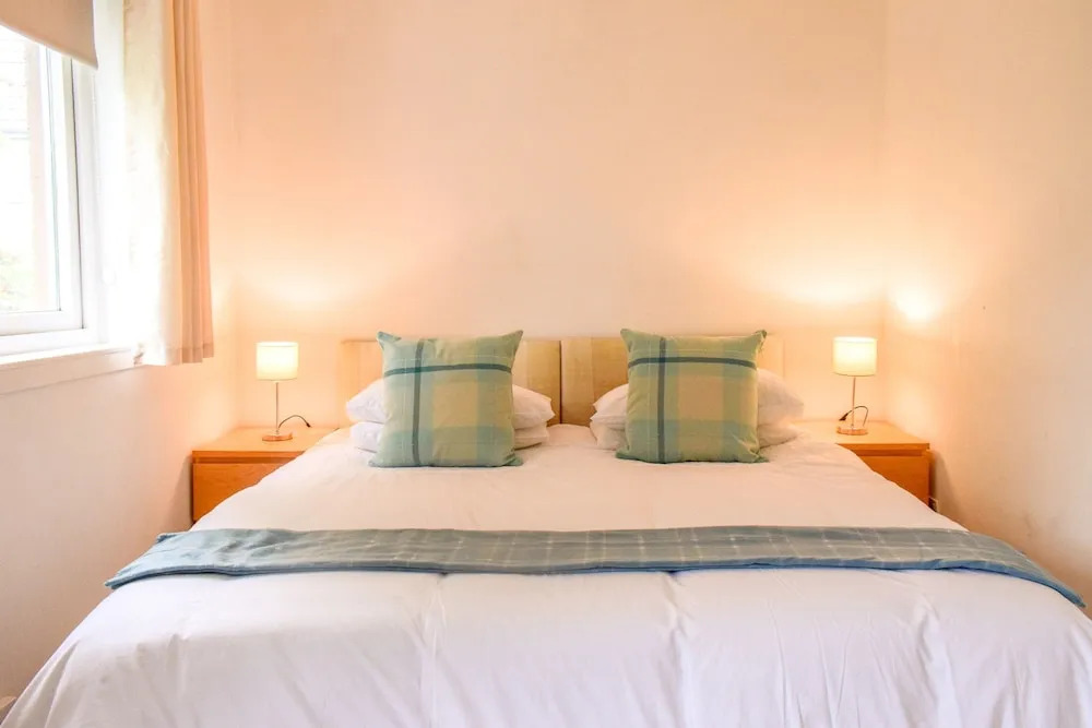 Bright Apartment in Stockbridge, Edinburgh