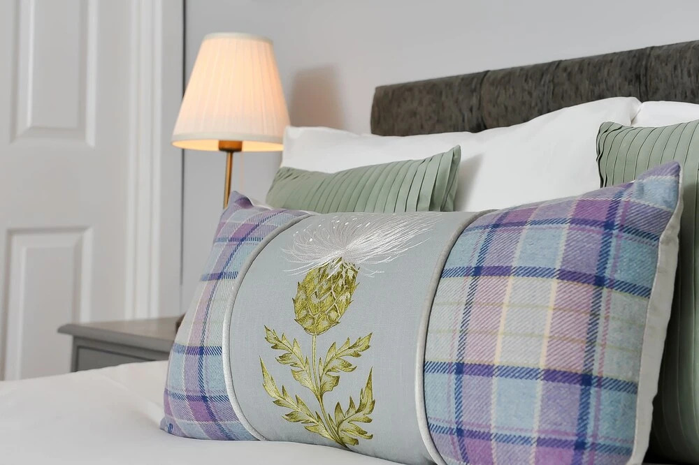 Select Serviced Accommodation - Canal Walk
