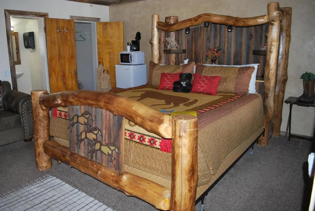 Cowboy Country Inn