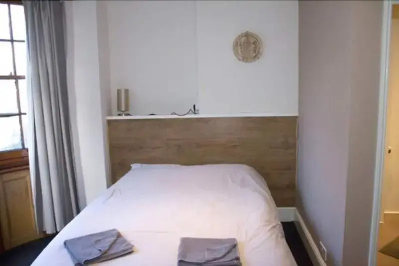 The Grapevine Seafront - Hostel