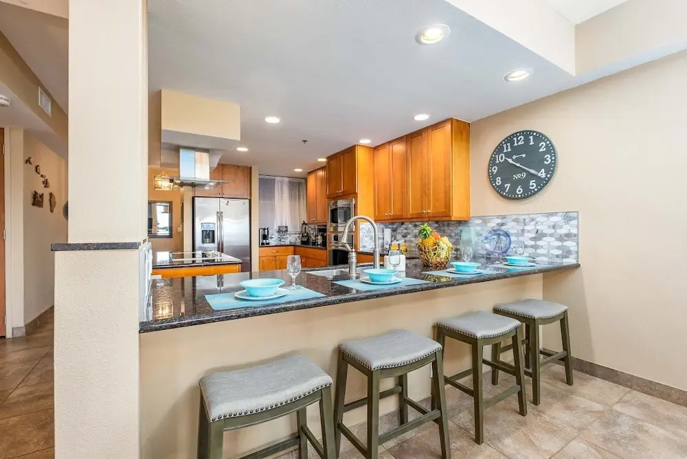 Sands Of Kahana 315 2bd/2ba Oceanfront 2 Bedroom Condo by RedAwning