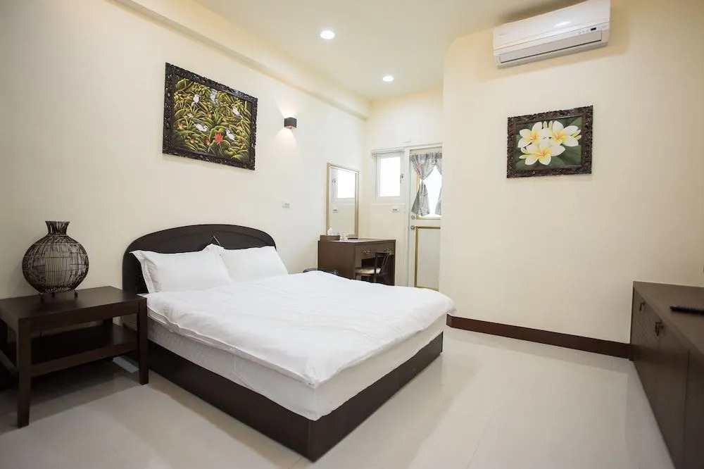 Village150 B&B