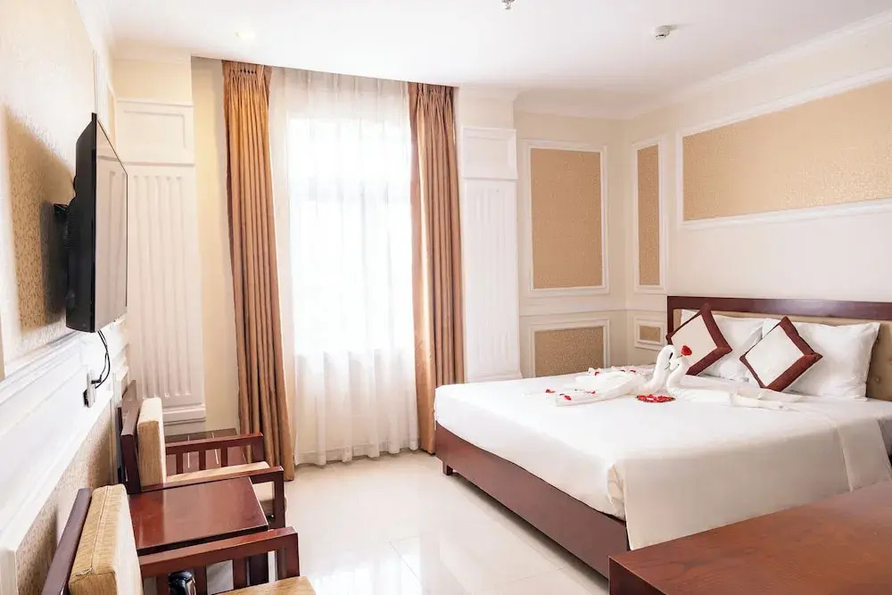Lychee Hotel