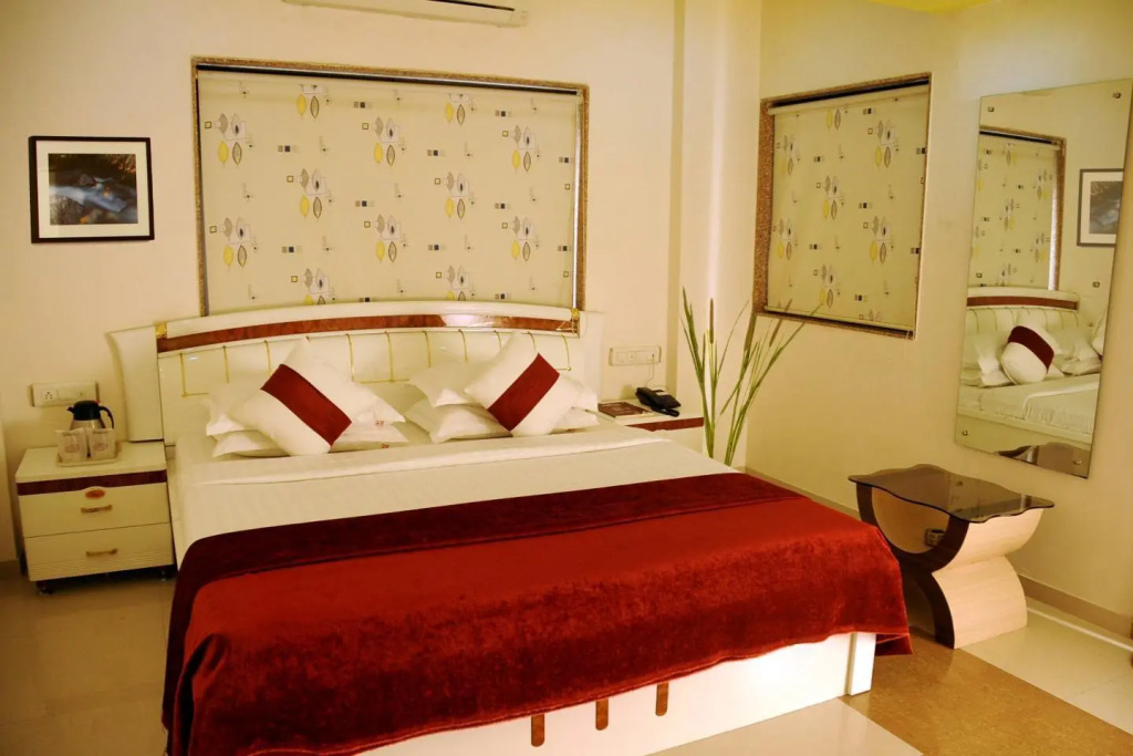 Silver Sand Hotel