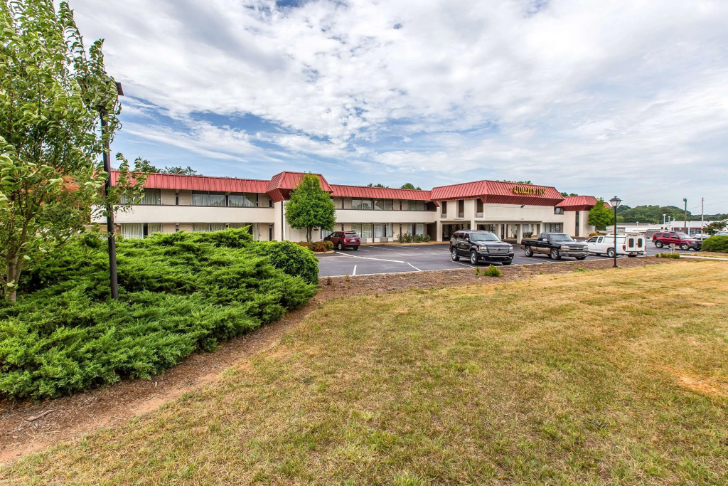 Quality Inn & Suites Easley - Greenville