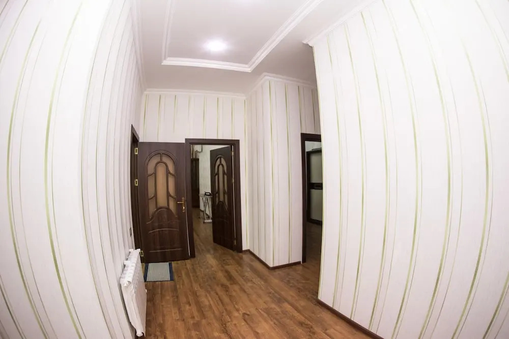 Bakuvi Tourist Apartment B101