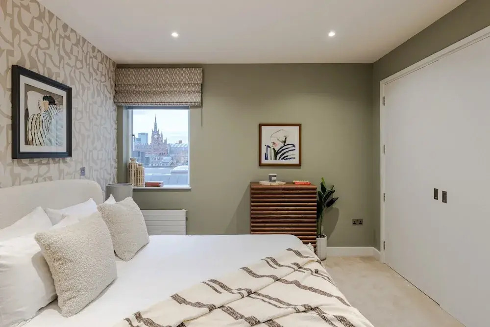 Kings Cross I Your Apartment