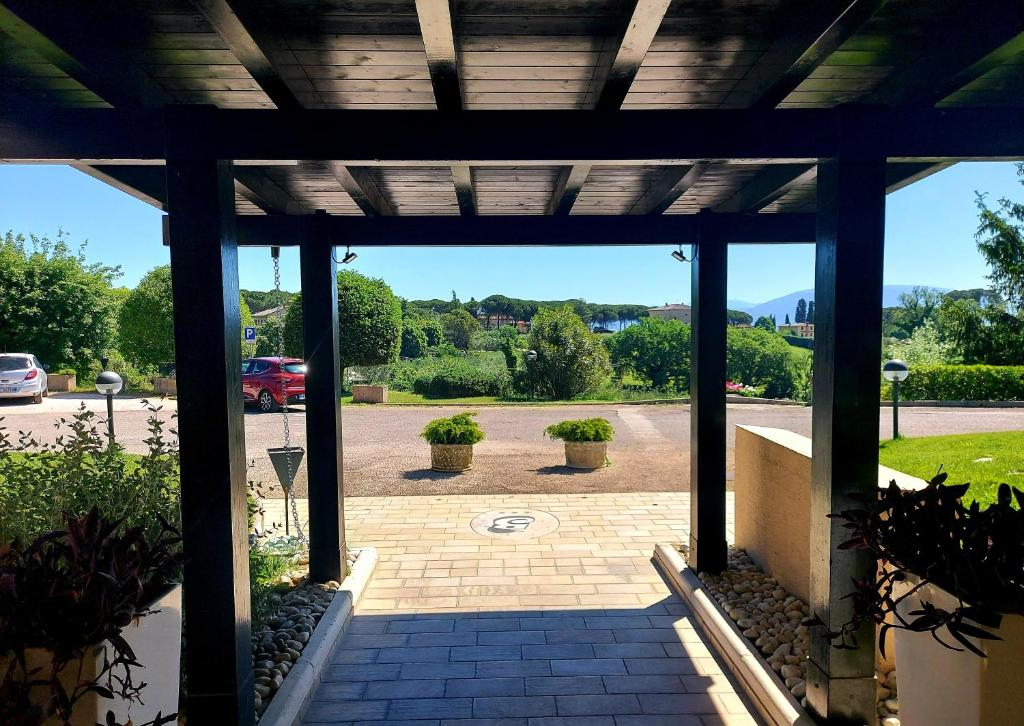 Montebello Park Hotel