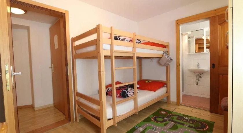 Hotel Alpina