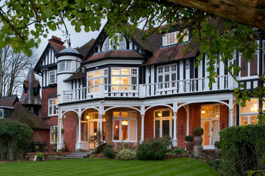 River Arts Club