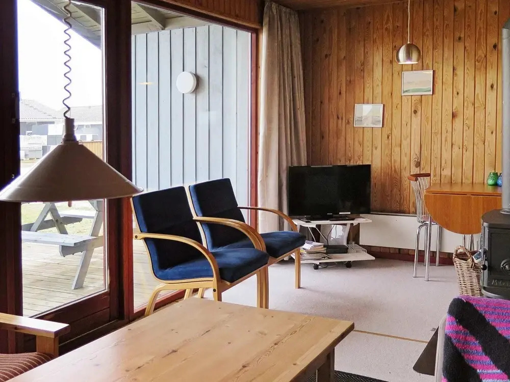 8 person holiday home in Harboøre