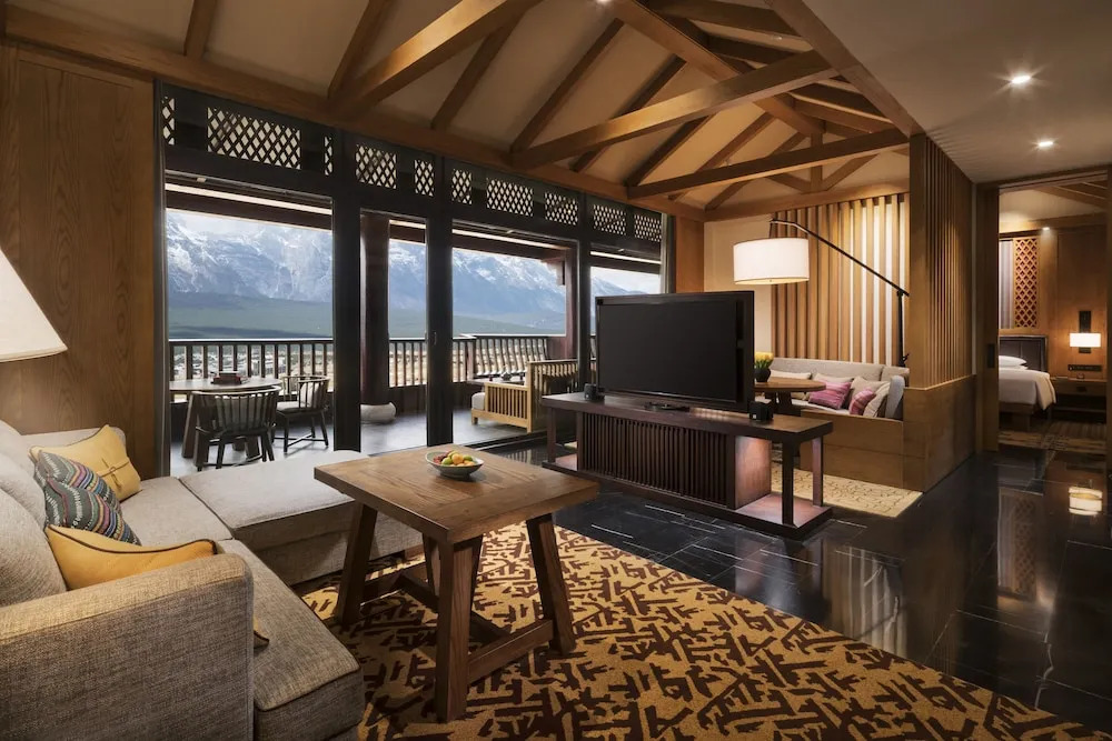 Jinmao Pureal Mountain Liiang,a member of Design Hotels