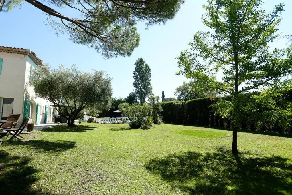 Luxury Provençal retreat 5 mins from Valbonne