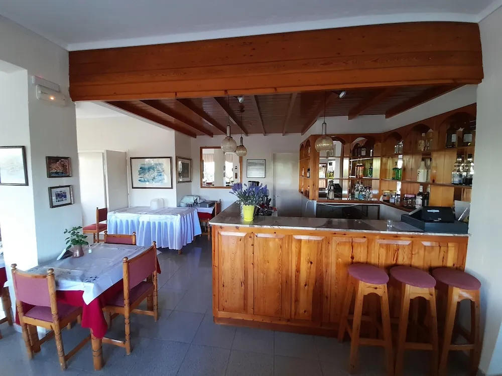 Phaethon Hotel