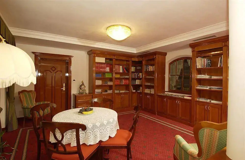 Hotel Alexander