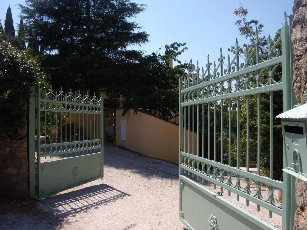 Villa Eythimia