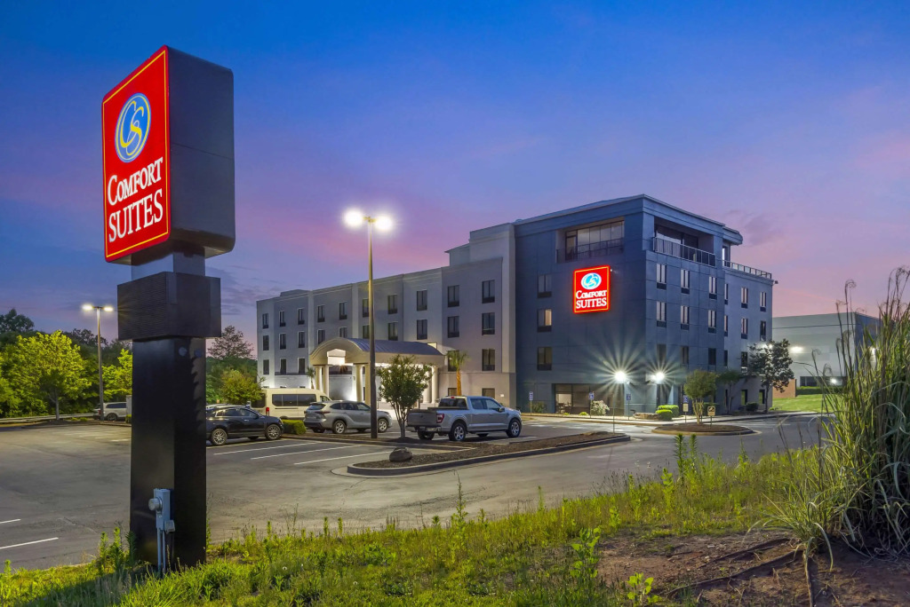 Comfort Suites Atlanta Airport