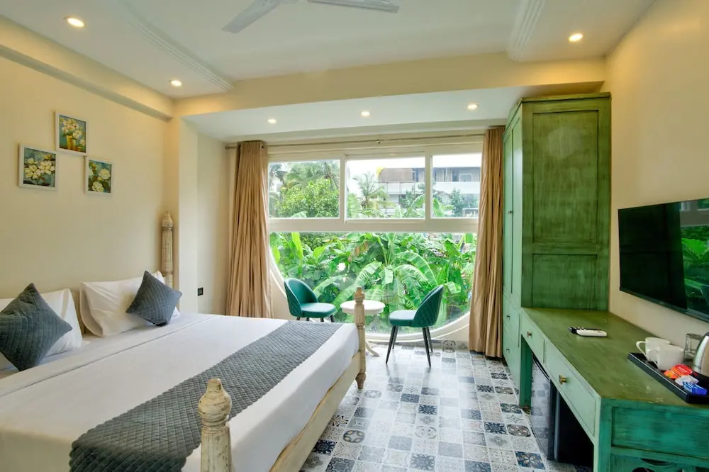 Goa Courtyard by the porto Arpora