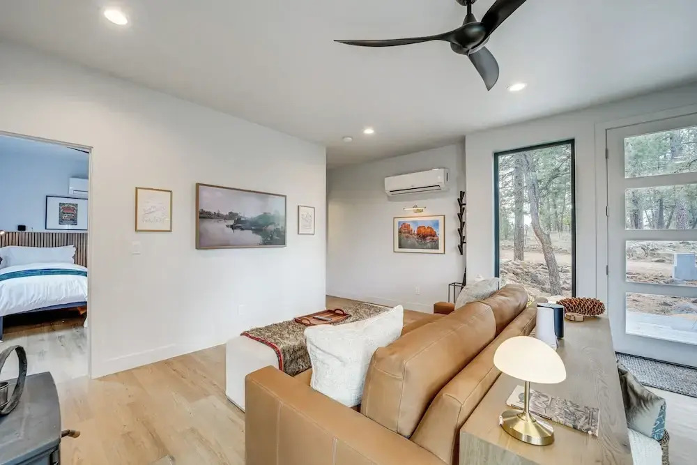 Modern Cabin Living! Mtn-view Gem in Munds Park