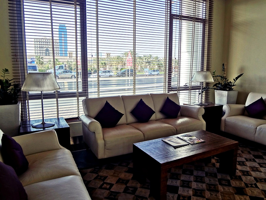 Al Raya Suites
