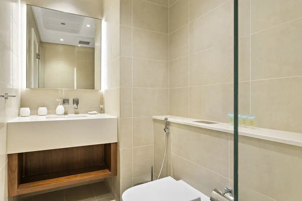 StoneTree - Luxury 2 BR - Prime location