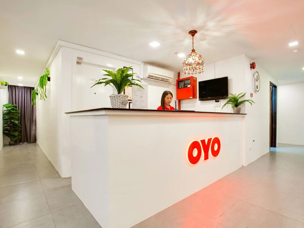 988 Hotel