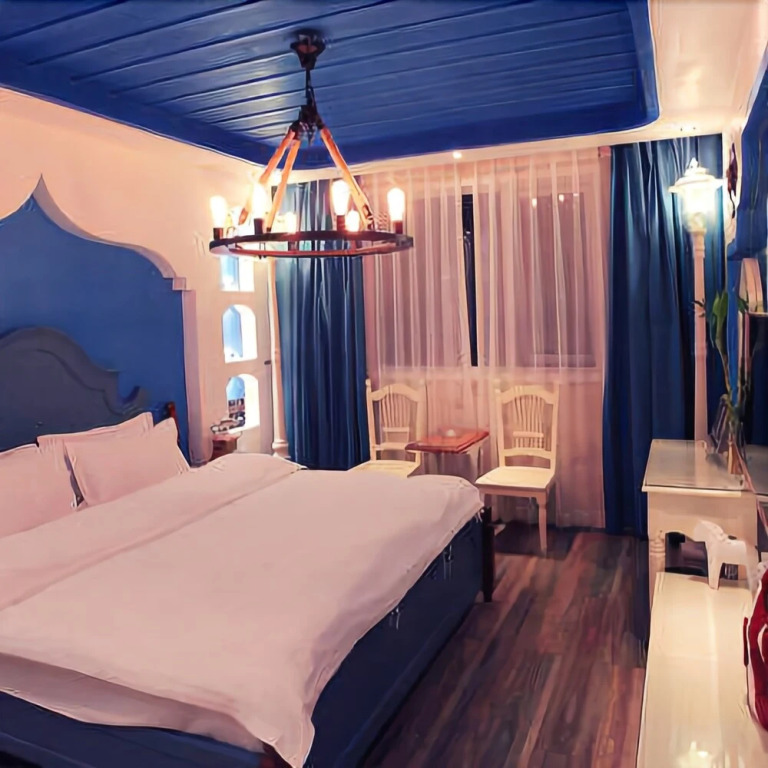 Feeling of Family Chain Hotel