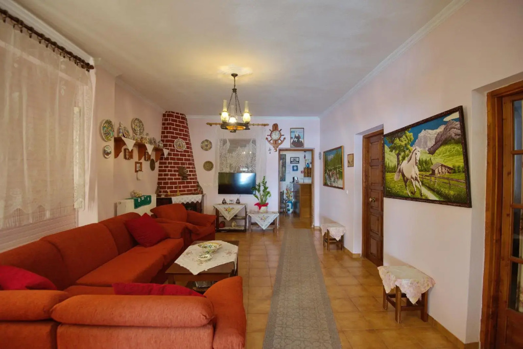 Haravgi Hotel