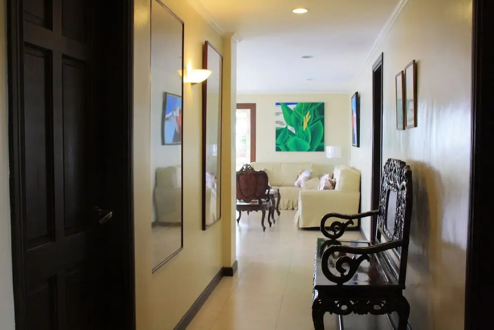 Tagaytay Home by StayHome Asia