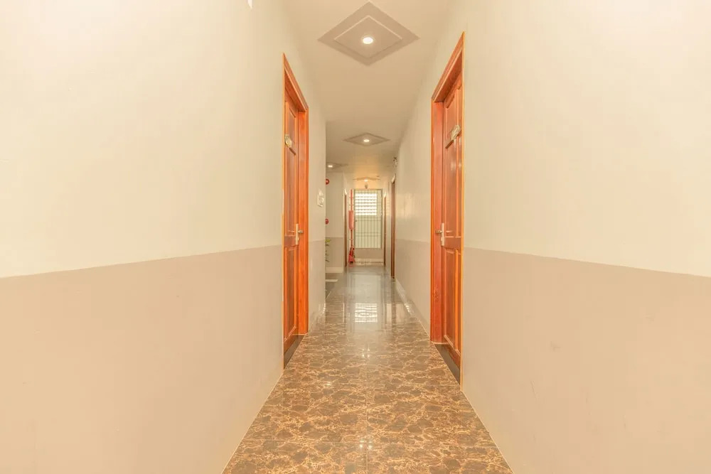 Oyo 621 Hoang Truong Hotel