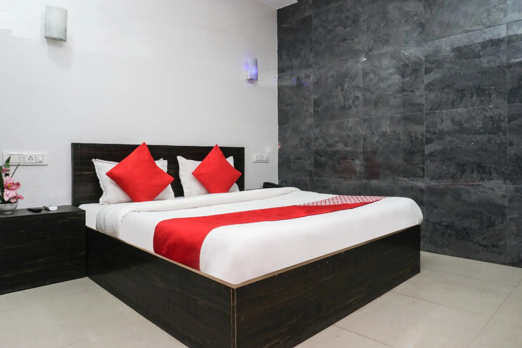OYO 30626 Hotel City Pearl