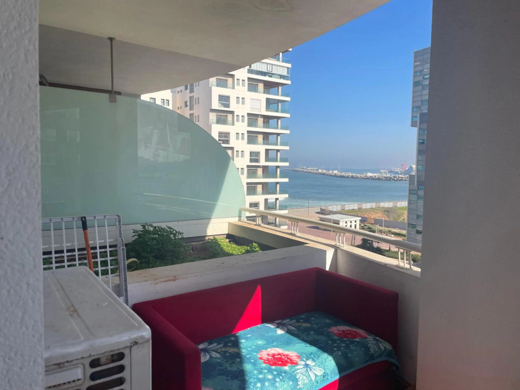 Very beautiful apartment with see view 5th