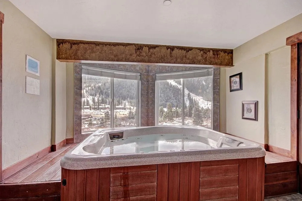 241 Cinnamon Ridge I by RedAwning