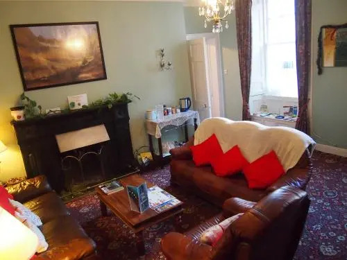 Cashel Town B&B