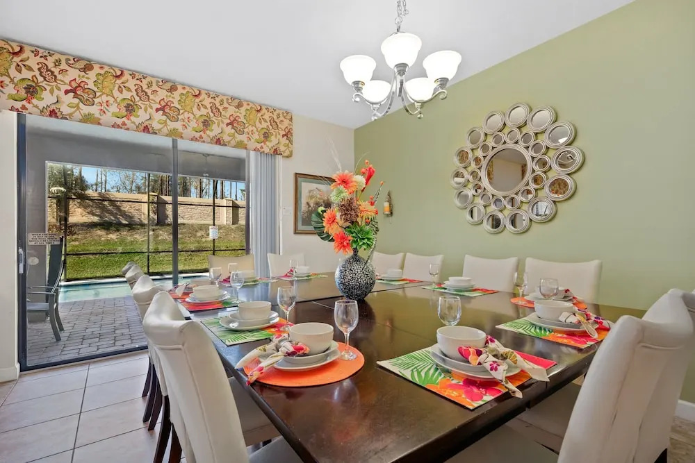 Tr_559r Champions Joy 9 Bedroom Home