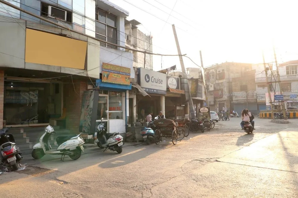 OYO 24322 Hotel Gulshan