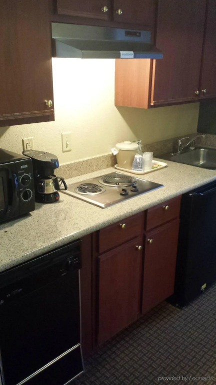 Holiday Inn Express Hotel & Suites Houston Intercontinental East