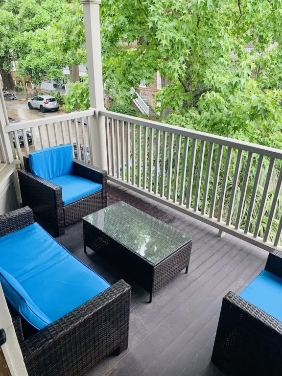 320 West Park Inn