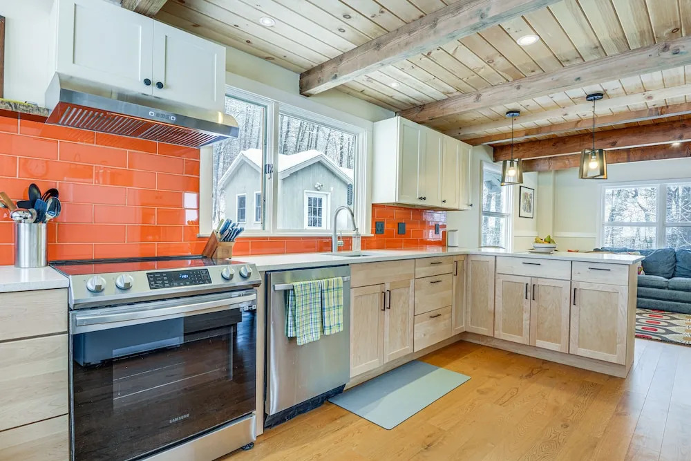 Cozy Vermont Escape w/ Deck, Near Skiing!