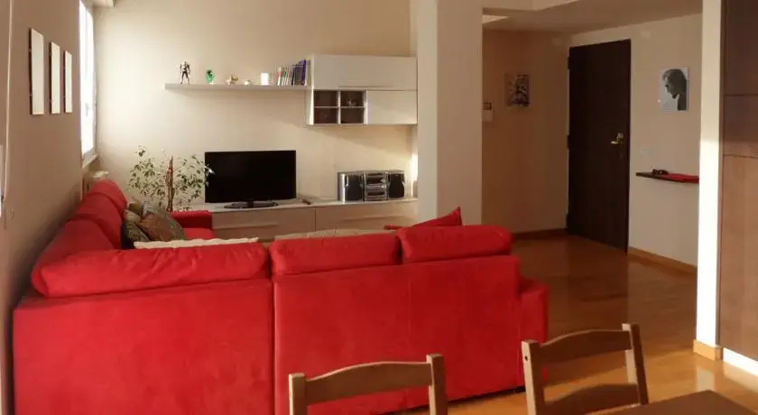 Luminoso Attico con Terrazzo