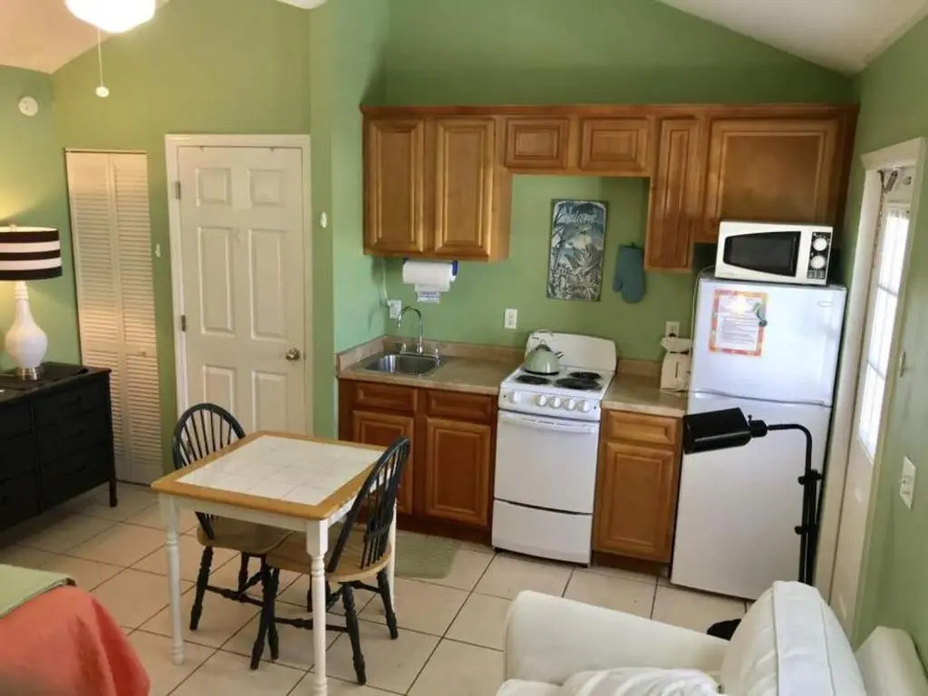Seahorse Beach Bungalows