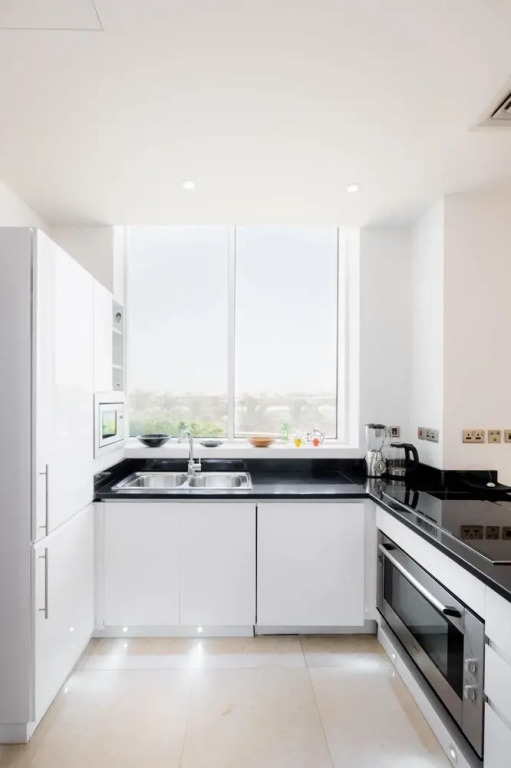 Exquisite 2BR w Exclusive Beach Access at the Palm