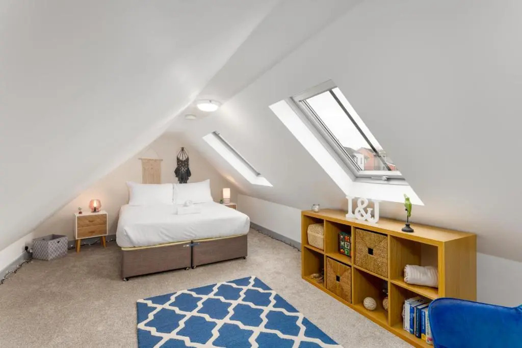 Air Host and Stay - The Scouse House - Quirky 2 bedroom mews house mins from Sefton Park