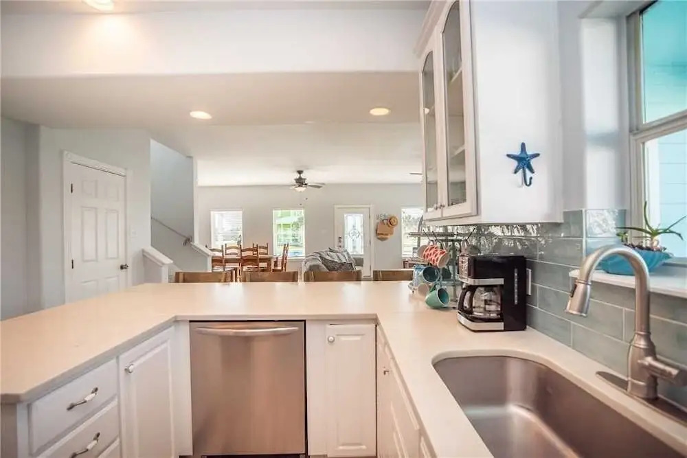 228 Mustang Royale - 4 Br Home