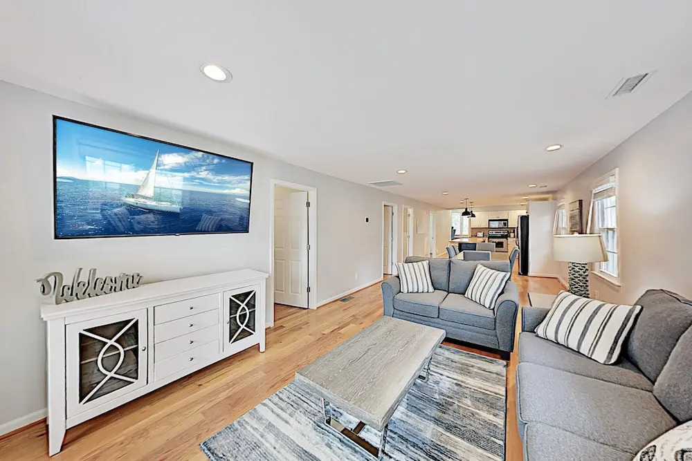 439block 5 Bedroom Home