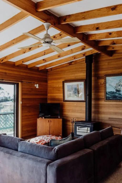 Wombat Mansion - Views - Shack Life at Binalong Bay