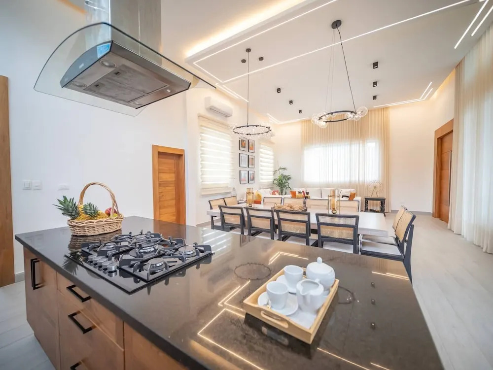 Luxurious Listed New Villa With 5 Br- 6 Bt In Sosua