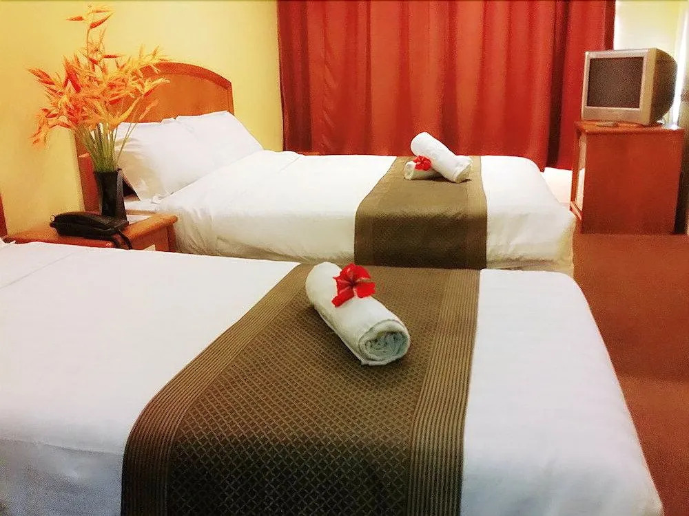 Global Hotel
