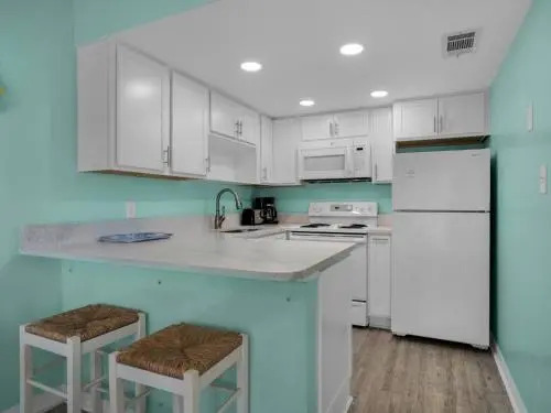 Summer Breeze Condominium 211 by Newman-Dailey